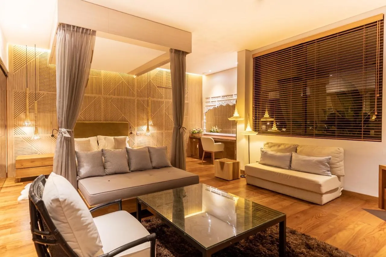 Villa Kimaya - 5-Bed Berawa Luxury Villa With Complimentary Pool Fence Canggu  Canggu (Bali)
