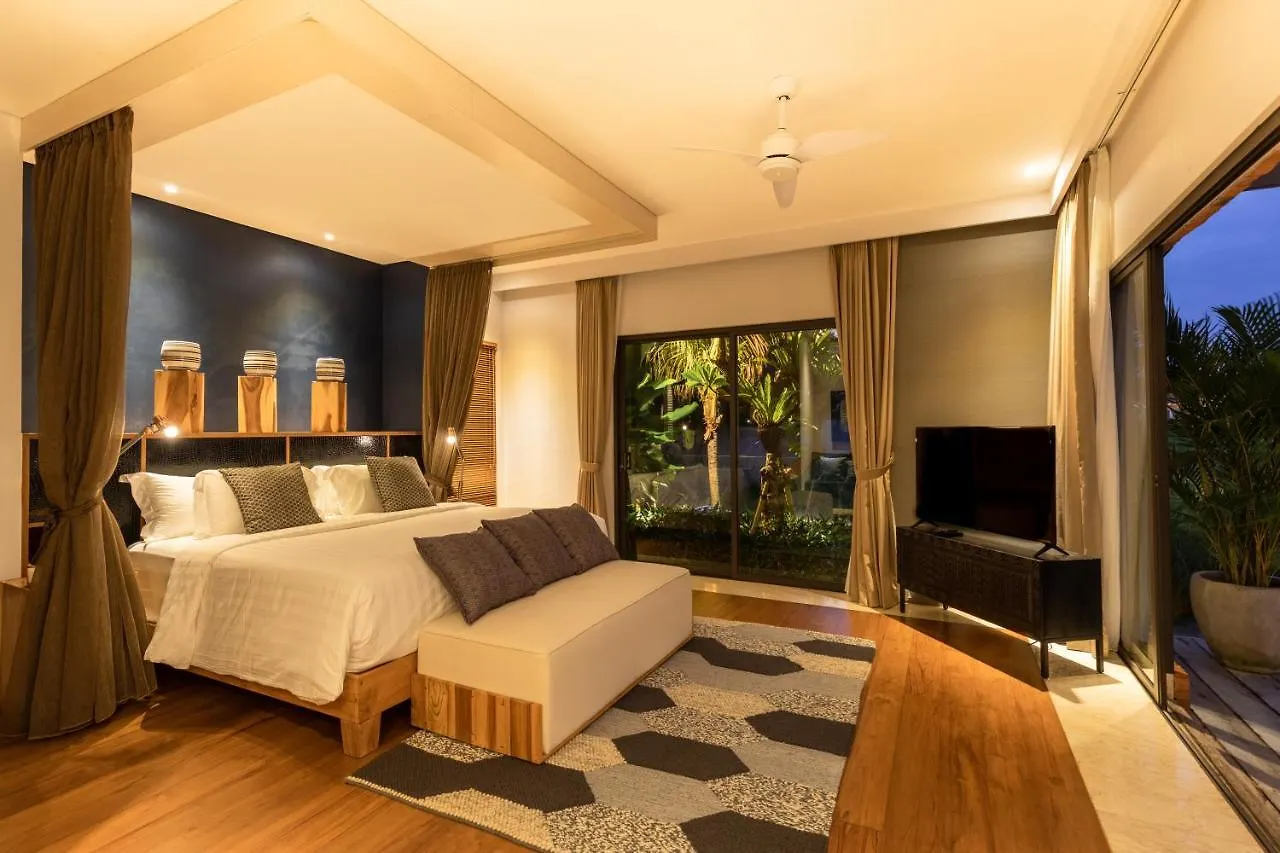Villa Kimaya - 5-Bed Berawa Luxury Villa With Complimentary Pool Fence Canggu  Indonesia
