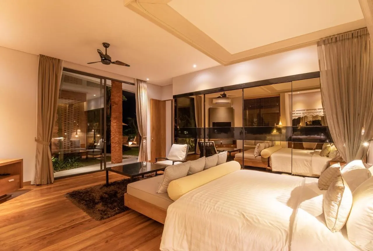 Villa Kimaya - 5-Bed Berawa Luxury Villa With Complimentary Pool Fence Canggu  Canggu (Bali)